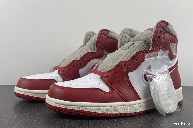 Resilient High Newstalgia Chenille Jordan DJ4891-061 1 OG 185 0712